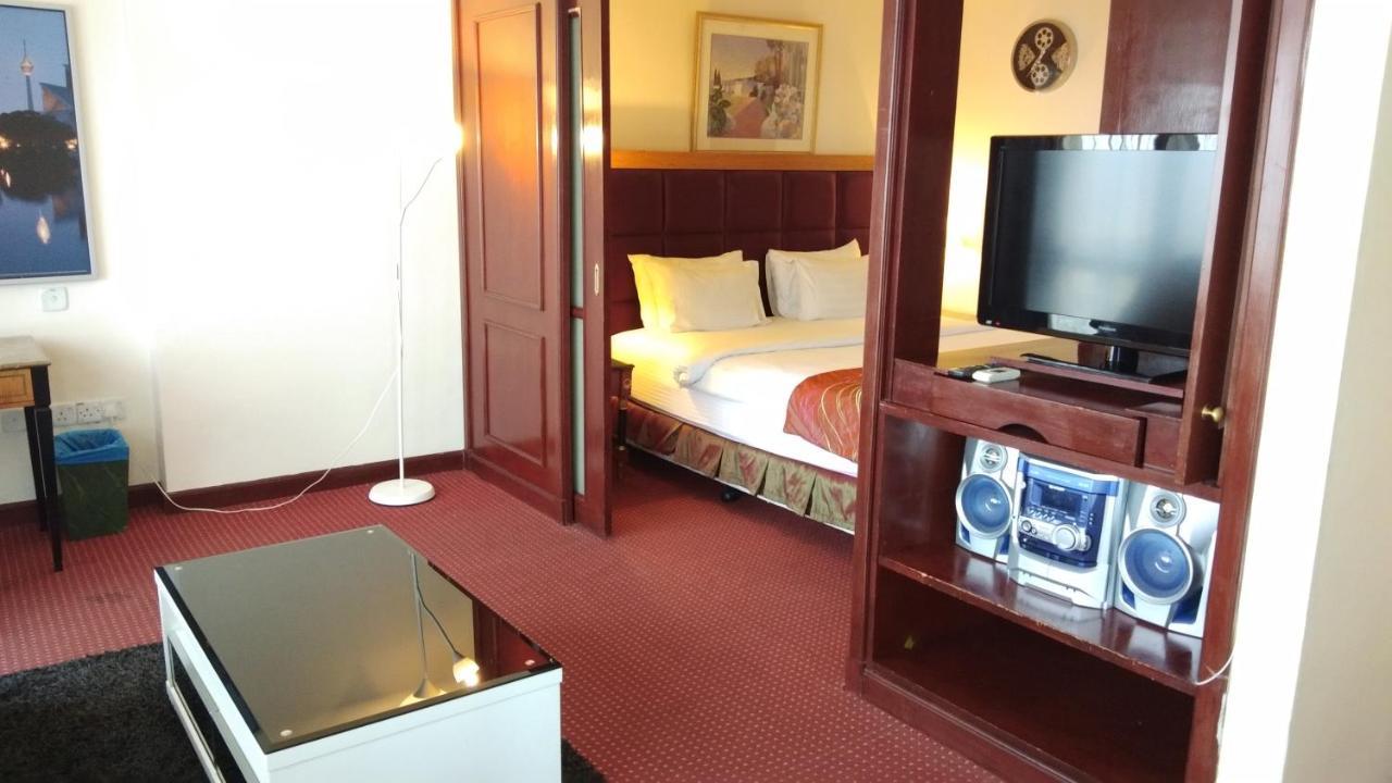 Times Square Service Apartment At קואלה לומפור מראה חיצוני תמונה